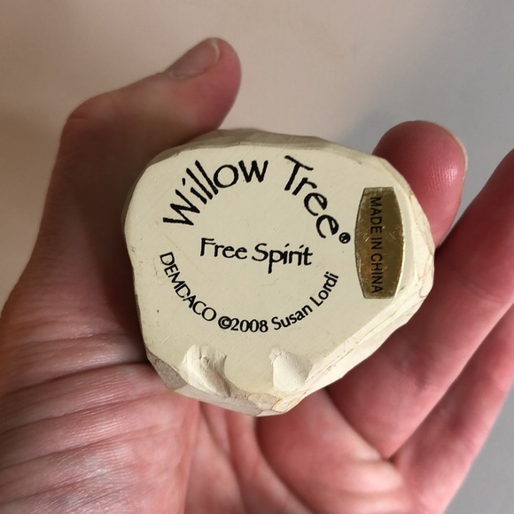 Willow Tree Free Spirit figurine - Picture 3 of 5